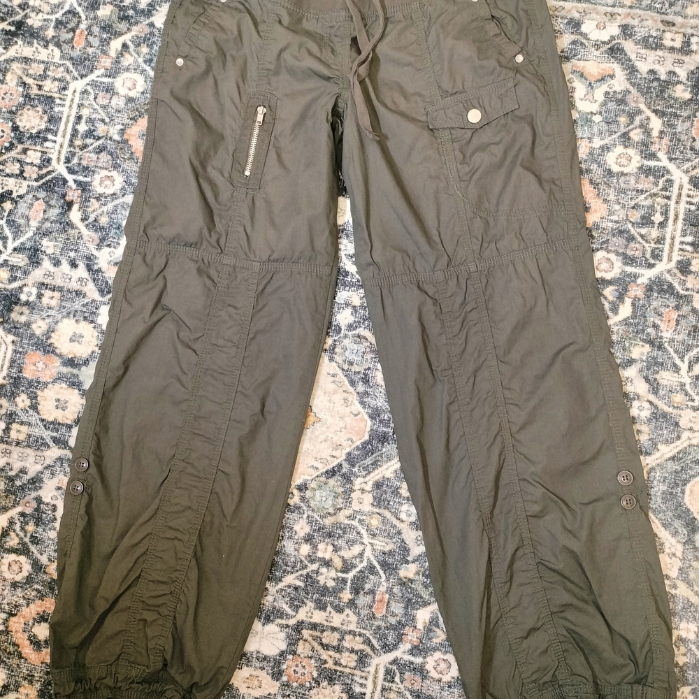 NWOT! Almost Famous Women's Charcoal Gray Cargo Jogger Pants. Size XL